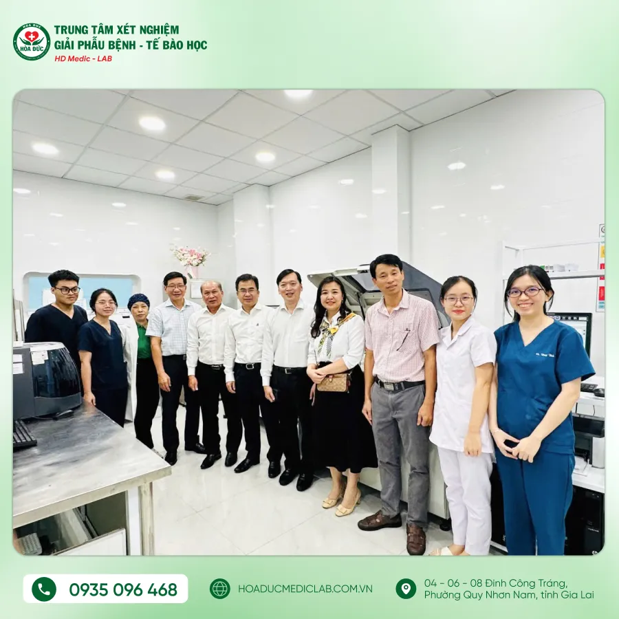 Đoàn công tác làm việc tại Lab Giải phẫu bệnh HD Medic-LAB về kỹ thuật hóa mô miễn dịch